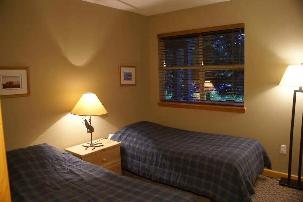 Whistler Superior Properties Apartment
